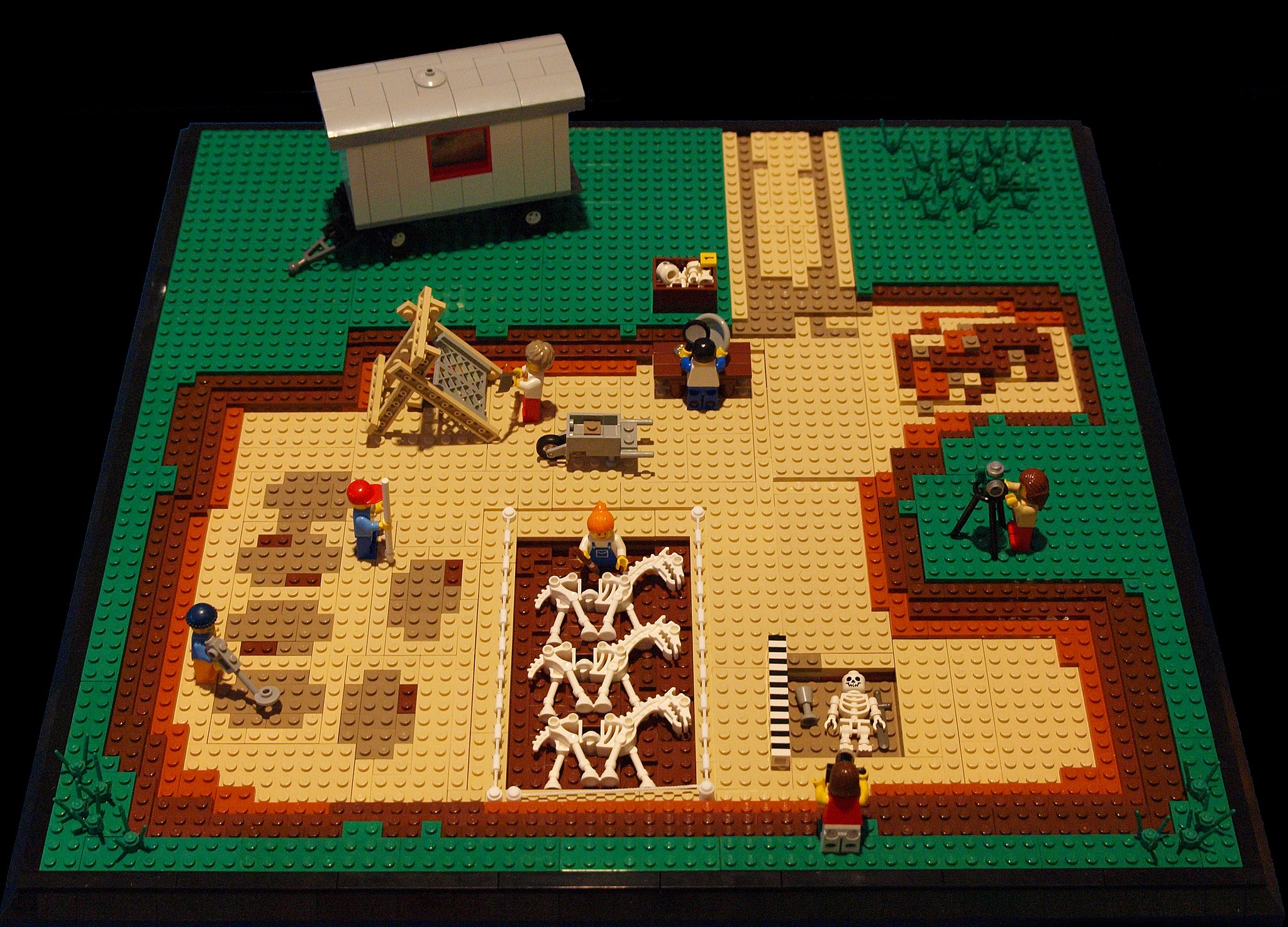The archaeological excavation of the Saxon Wulfsen horse burial site as a LEGO miniature.